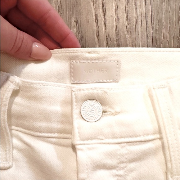 MOTHER The Tripper Ankle Fray Jeans in White Unfairest of Them All Jeans Size 27 - Picture 12 of 16